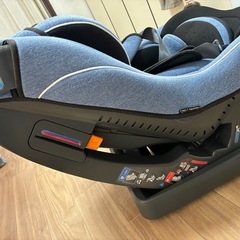 新生児対応   チャイルドシートの画像