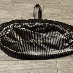 新品未使用★韓国コスメブランド「ISA KNOX（イザノックス）」ノベルティのベロア調巾着ポーチの画像