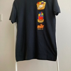 ナイキ　NIKE Tシャツ　オレゴン　フルーツ　ブラック　半袖　シャツ　黒　Mの画像