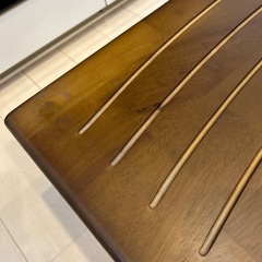 テレビ台の画像