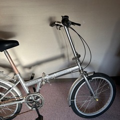 折りたたみ自転車の画像