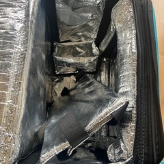 Wolt 配達バッグ＆公式ウェアセット（ジャケット新品あり）の画像