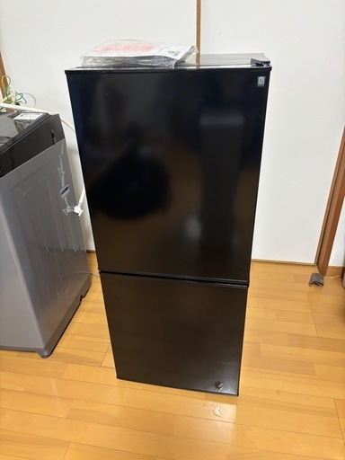 洗濯機、冷蔵庫，電子レンジ