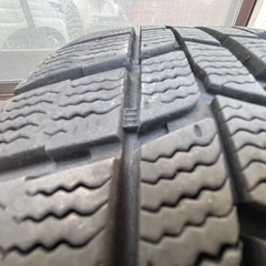 ジャンク　
205-55-16　スタッドレスタイヤ４本の画像