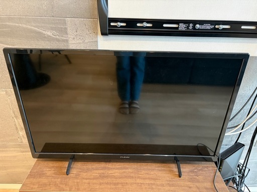 ハイビジョン液晶テレビ
