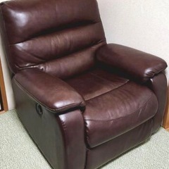 ニトリ　1人掛け　電動リクライニングソファの画像