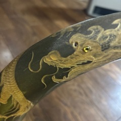 水牛の角？置物 鳳凰・龍 彫刻ではなく多分貼り付け　台座付き　刈の画像