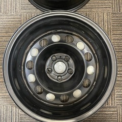 フォルクスワーゲン VW純正 16インチ スチールホイール4本セットキャップ付きの画像