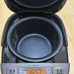 炊飯器(しゃもじ付き)
の画像