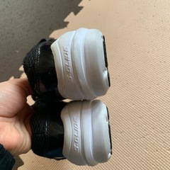 瞬足スニーカー　20cmの画像