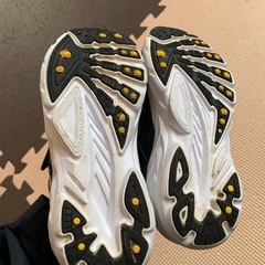 瞬足スニーカー　20cmの画像