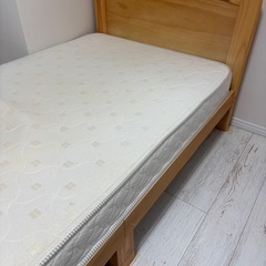 【無料でお譲りします】木製シングルベッド&マットレスの画像