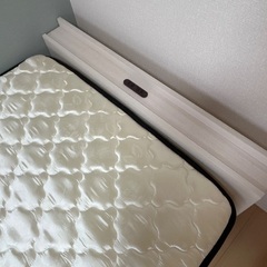 シングルベットマットレス付きの画像