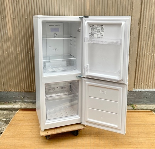 ニトリ　140L冷蔵庫　NTR-140WH