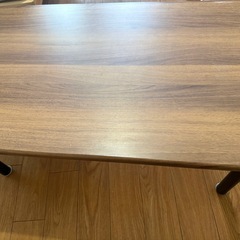 コンパクトローテーブルの画像