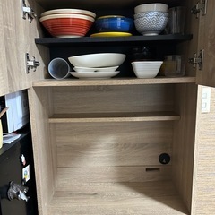 食器棚の画像