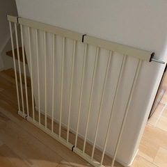 【お取引き中】ベビーゲート　突っ張りの画像