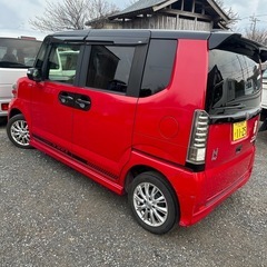 HONDA N-BOXカスタムの画像