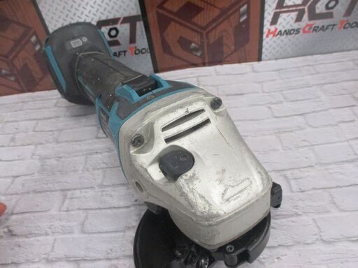 マキタ makita GA404DN ディスクグラインダ 中古品 本体のみ 18V 100mm 【ハンズクラフト宜野湾店】