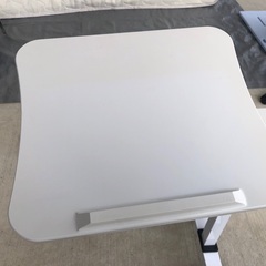 Tatkraft 昇降式パソコンデスクの画像