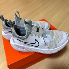 ナイキ　NIKE スニーカーの画像