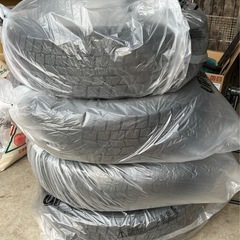 未使用ホイール14インチ4本+スタッドレスタイヤの画像