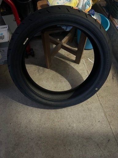 バイク用タイヤ