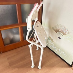 介護用折りたたみ式シャワーチェアの画像