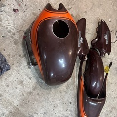 ゼファー　タンクカバーセット
の画像