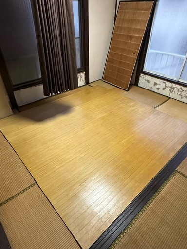 折りたたみ式 フロアマット（フローリング調）｜大判サイズ・畳の上に