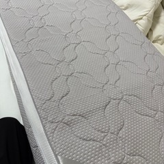 セミダブル 折りたたみマットレス（ブレスエアー系）の画像