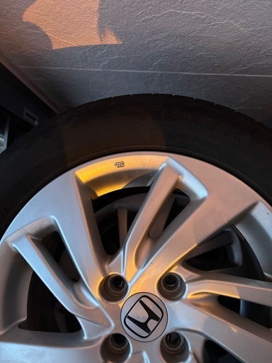 ⭐︎値下げしました⭐︎　185/60 R15 タイヤ、ホイールセット