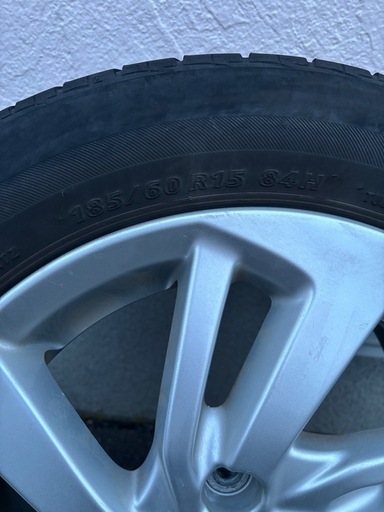 ⭐︎値下げしました⭐︎　185/60 R15 タイヤ、ホイールセット