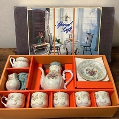 CREALEティーセット一式の画像