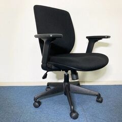 オフィスチェア LUNARE2-AM-BKBK 肘付き ブラック ルナーレ2デスクチェア布張り シンクロロッキング モールドウレタンクッションの画像