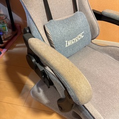 ゲーミングチェアの画像