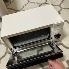 【シンプル白】オーブントースターの画像