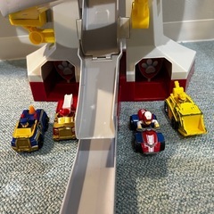 パウ・パトロールパウっと出動！DXパウステーションの画像