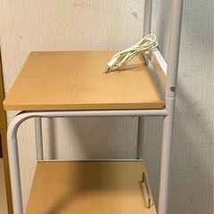 【3月末まで！あげます】レンジ・炊飯器台の画像