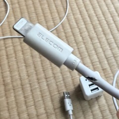 イヤホン 充電器の画像