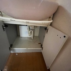 洗面台 無料で差し上げます（取り外しもお願いできる方）の画像