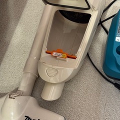 【無料】マキタ　コードレス掃除機　CL102Dの画像