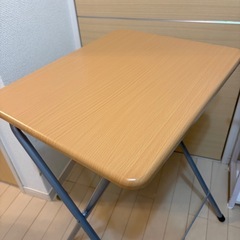 折りたたみテーブル　美品の画像