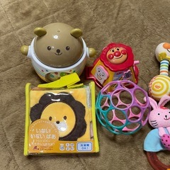 アンパンマン　Peopleなど　赤ちゃんのおもちゃ　　セットの画像