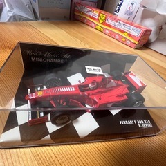 MINICHAMPS  1/43     F1 1998 Ferrari F300 V10  #4  E. Irvine  ミニチャンプス  1/43    1998 F1  フェラーリ F300 V10 # 4  エディ・アーバインの画像