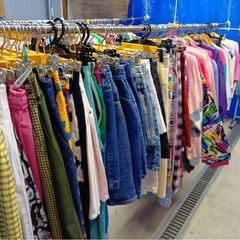 海外レディース古着大量230点の画像