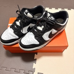 NIKE パンダだんくダンクの画像