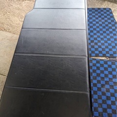 ハイエース専用ベットキットの画像