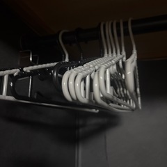 3/30まで ハンガーまとめ売り (20本)の画像