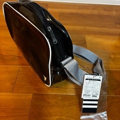 『adidas』👝ショルダーバッグの画像